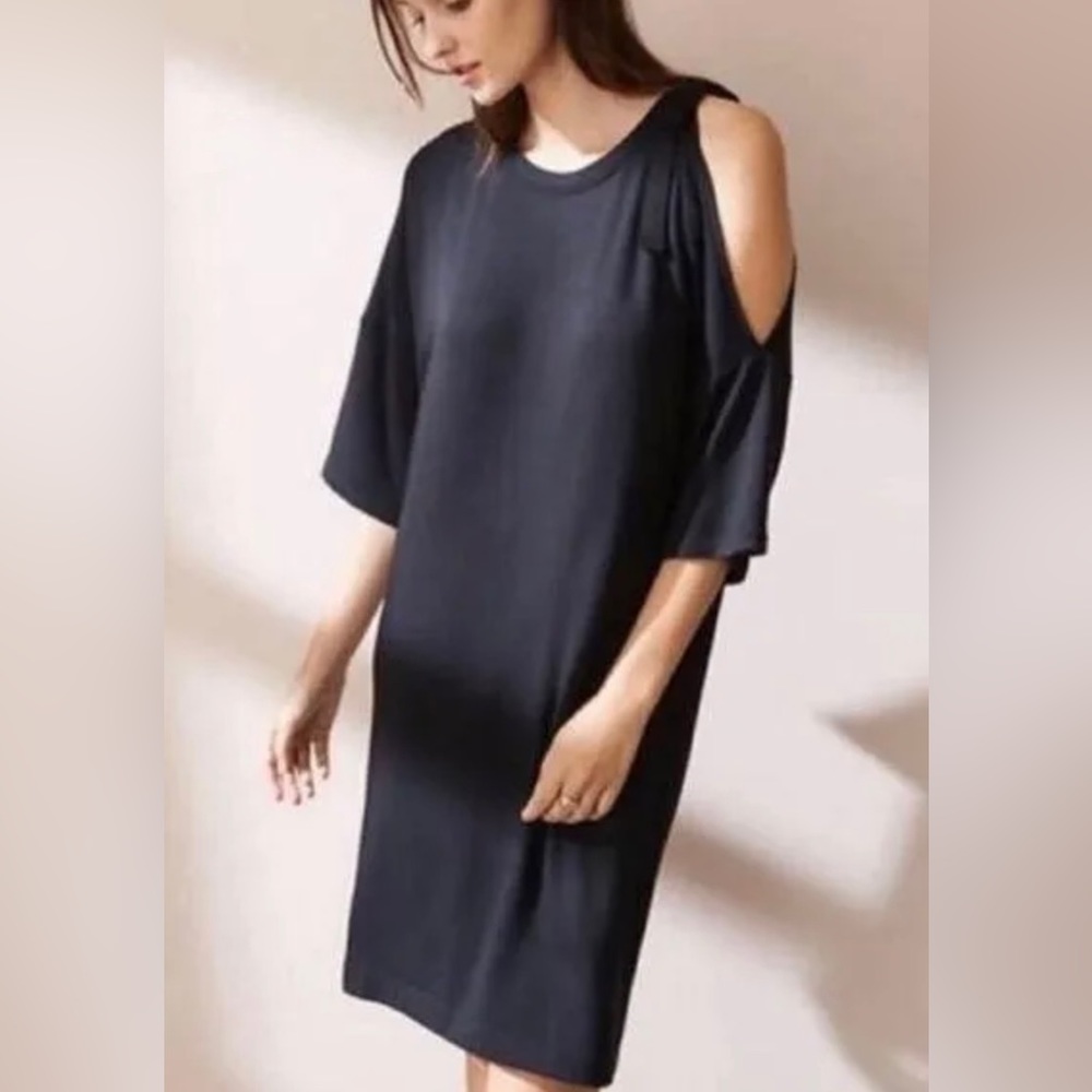 XL Lou & Grey signature soft tie shoulder dress, black